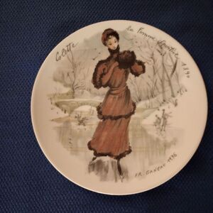 🆕💐Vintage D'ARCEAU-LIMOGES Le Femmes Du Siecle 1890 Plate